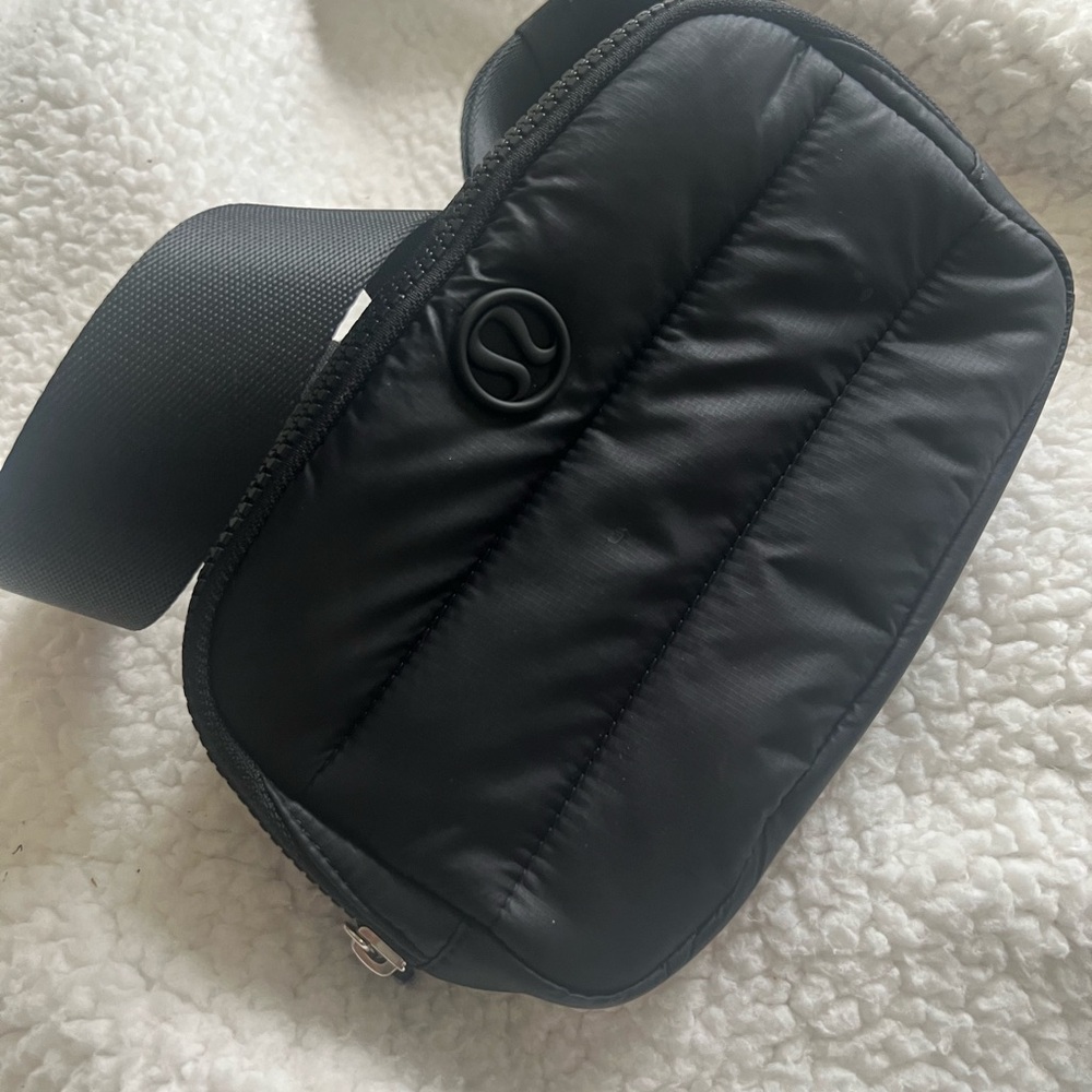 Lululemon belt bag